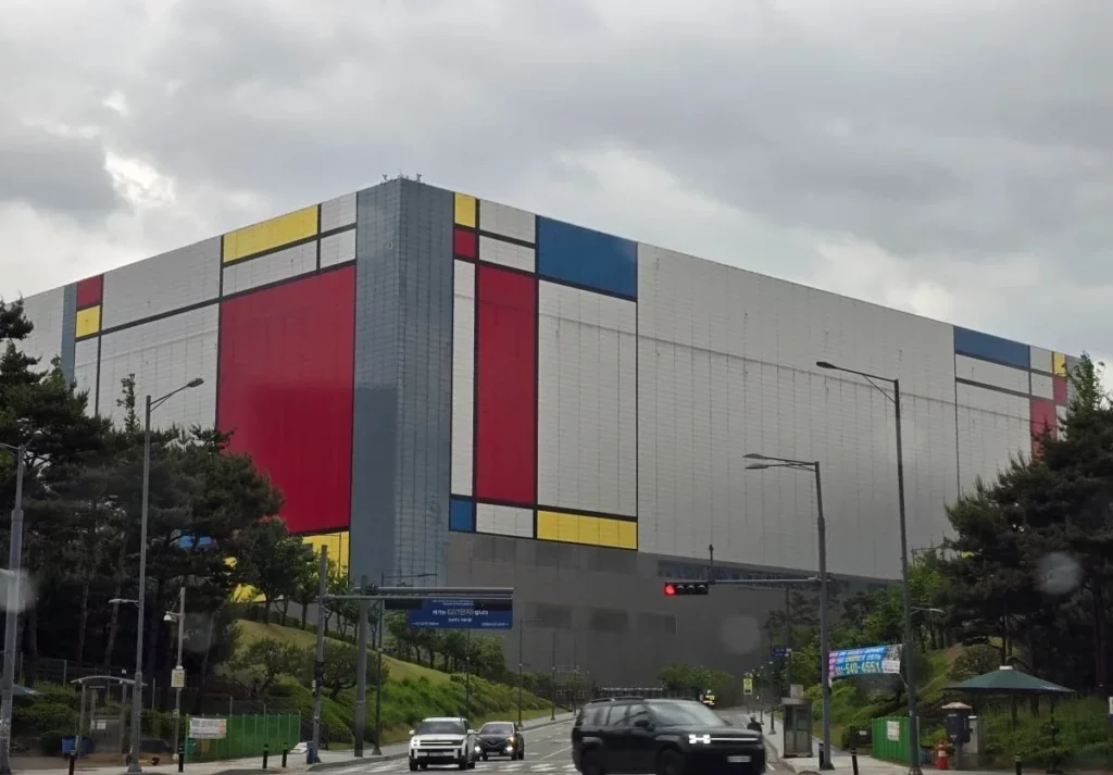 01.36733304.1 | 듀클래스넷